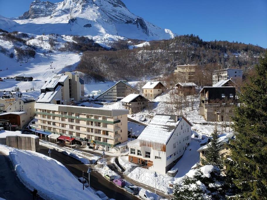 Appartement Residence Val Soleil. Eaux Bonnes Bagian luar foto