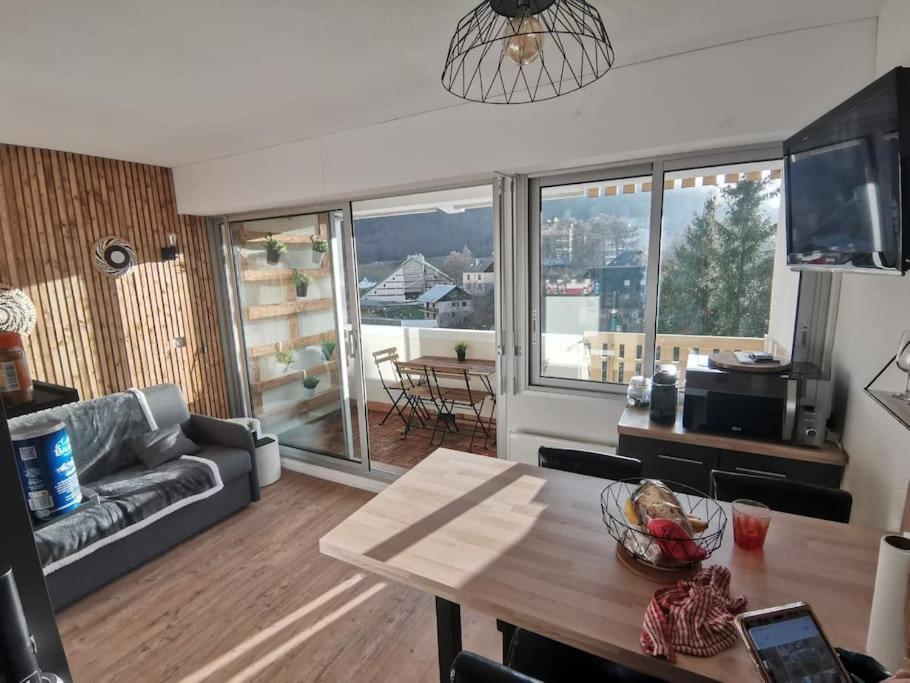 Appartement Residence Val Soleil. Eaux Bonnes Bagian luar foto